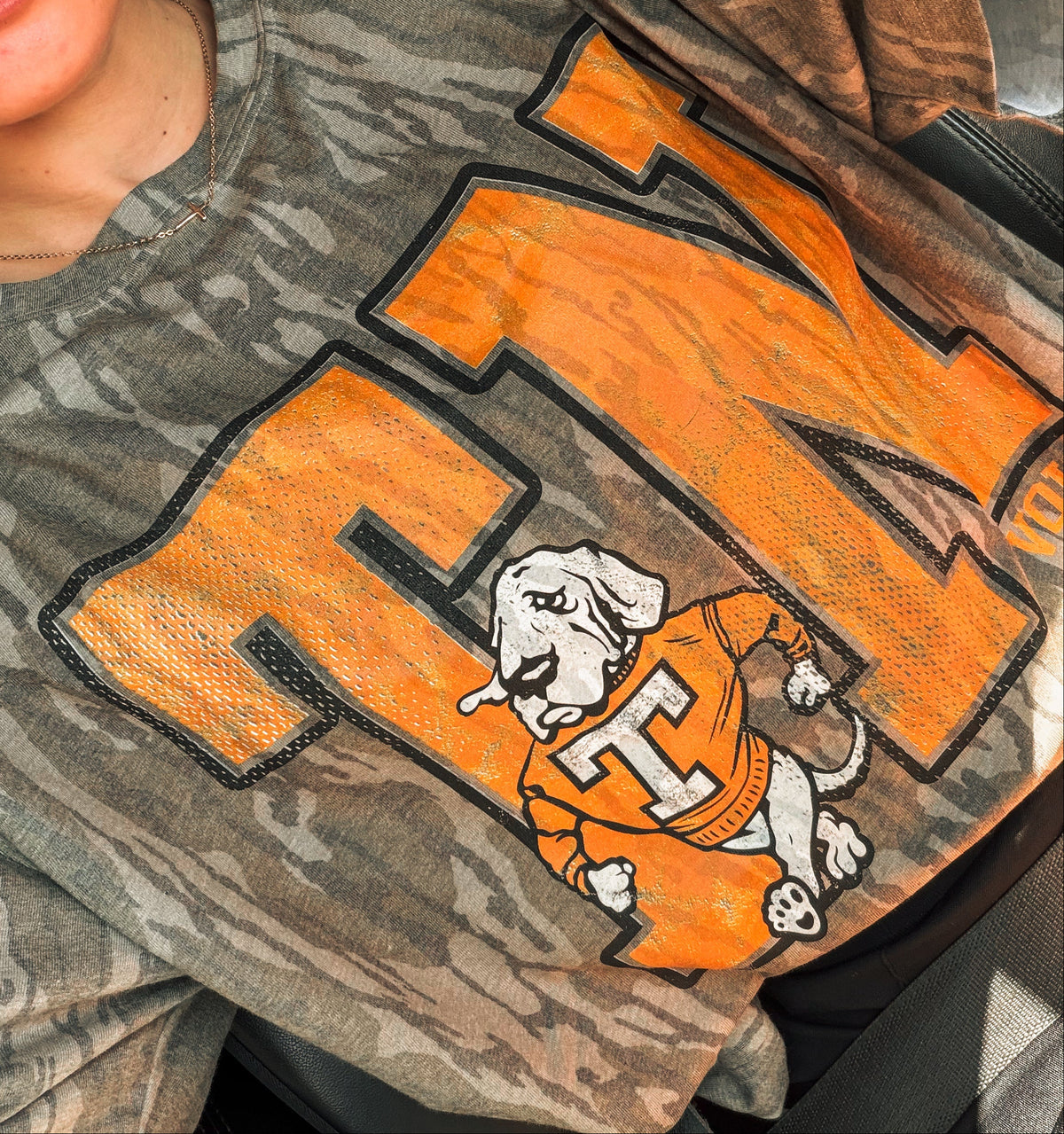 Realtree TN Smokey Graphic Tee -- PREORDER