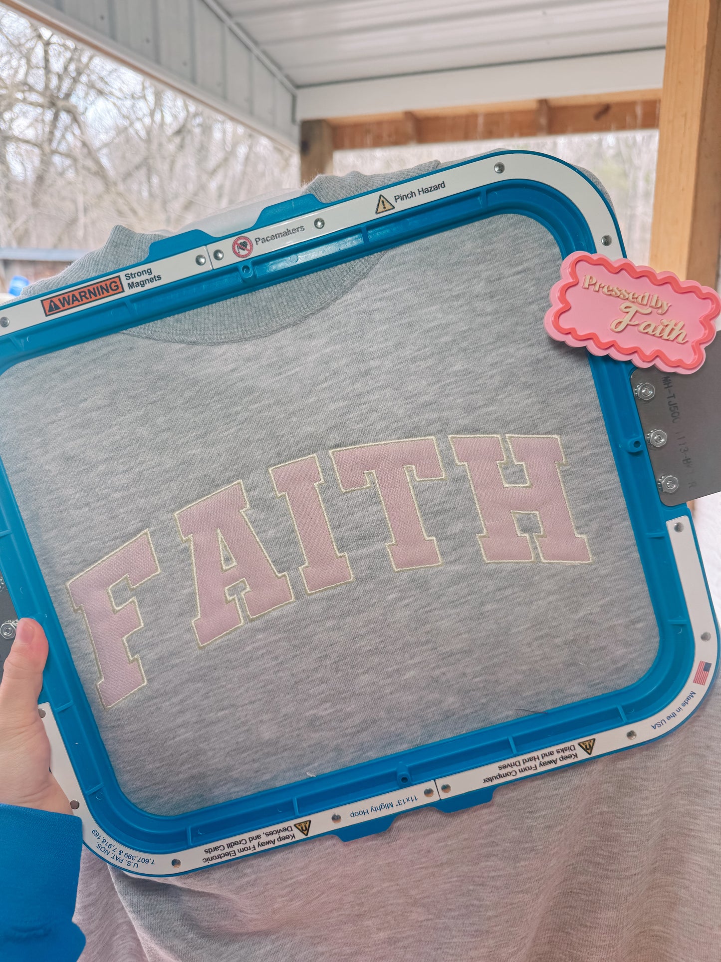FAITH Mockneck