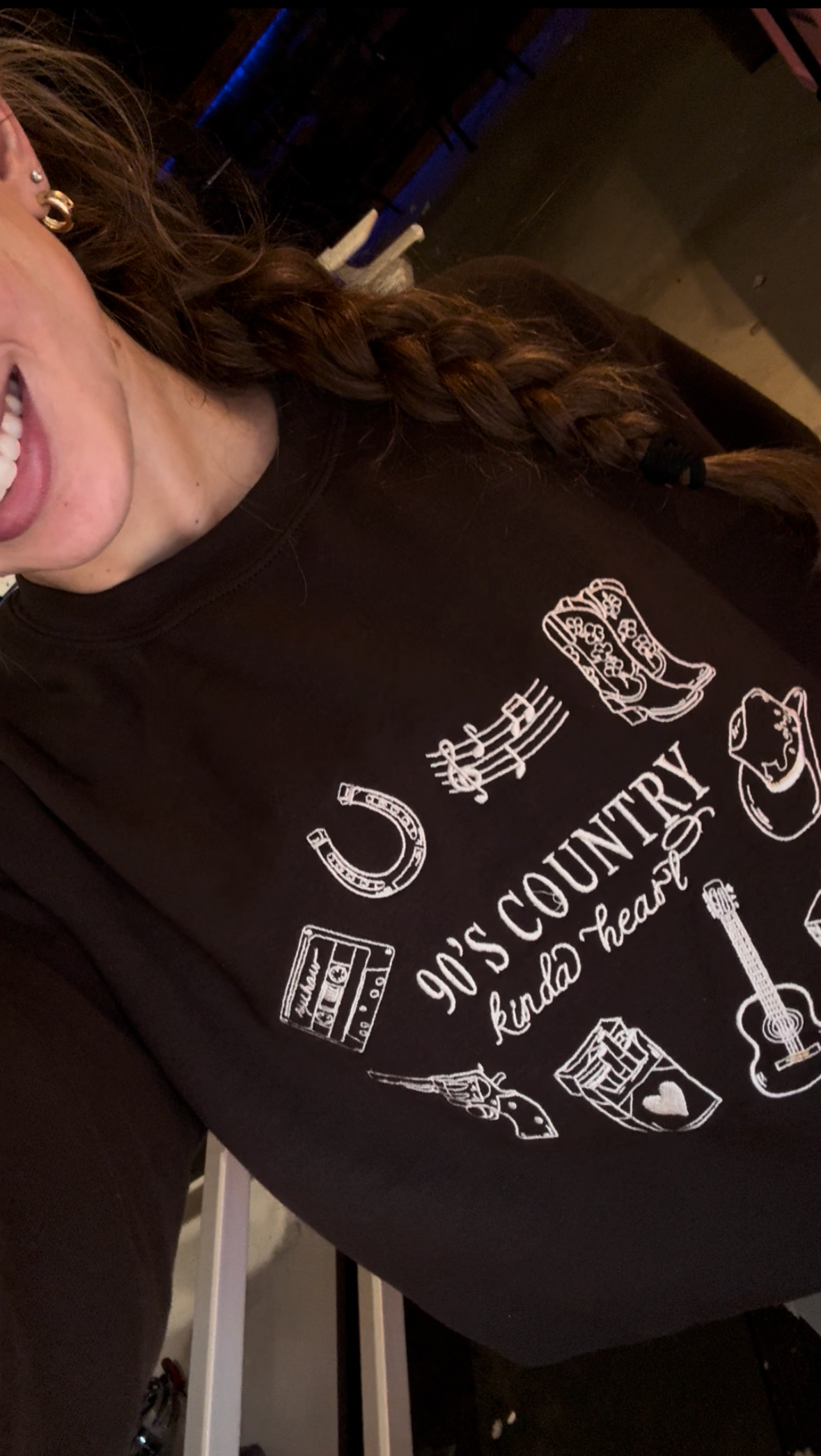 90’s Country Kind of Heart Crewneck